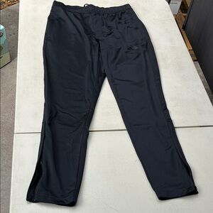 adidas Men's Black Joggers Medium new no tags